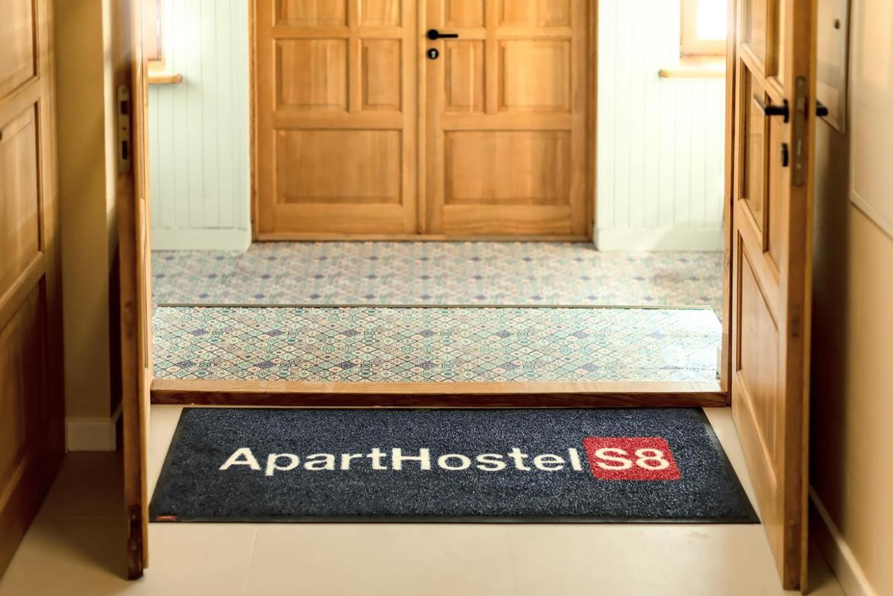 Apart Hostel S8 Blizne Jasinskiego エクステリア 写真