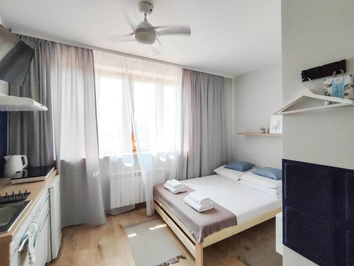 Apart Hostel S8 Blizne Jasinskiego エクステリア 写真