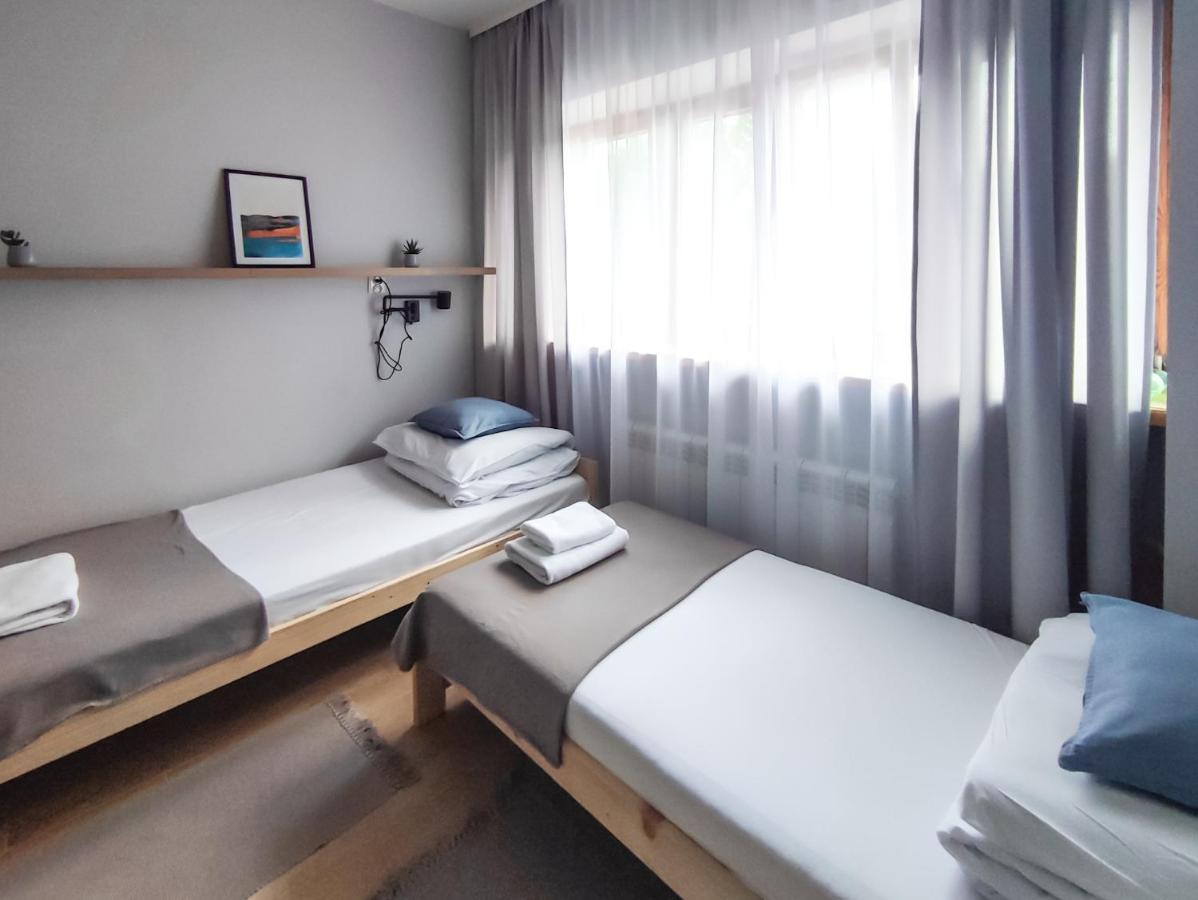 Apart Hostel S8 Blizne Jasinskiego エクステリア 写真